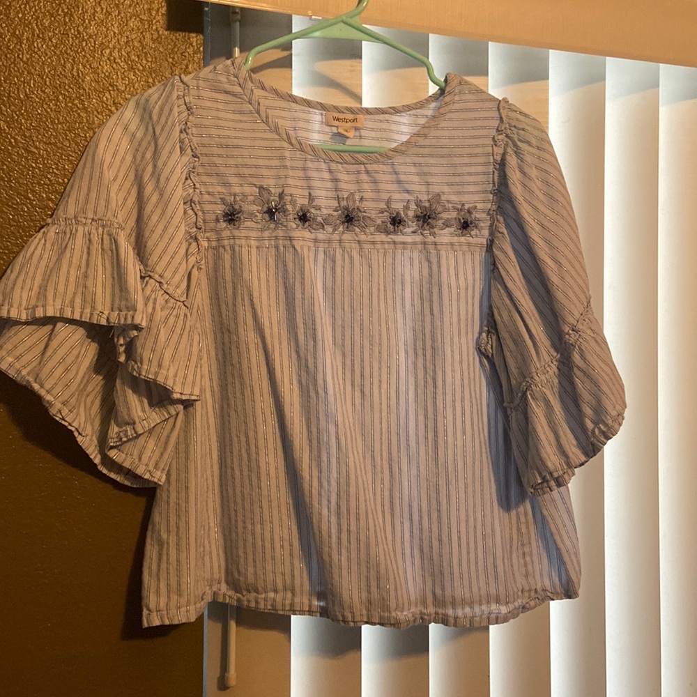 Size S Blue and white Blouse with Ruffled Sleeves